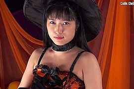 Kumika Maekawa - free porn video