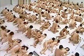 500 people flash mod turns into orgy at penbank school (18+) - free porn video