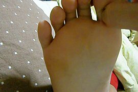 Sleeping Japanese Girl Gets British Reflexology On Feet - free porn video