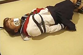 JAPANESE schoolgirl LOOKS NICE IN BLACK BLINDFOLD (18+) - free porn video