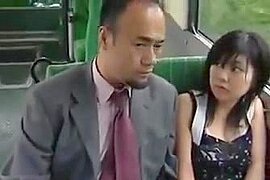 RDV dans le bus - free porn video