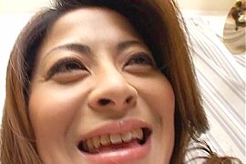 Reona Azabu Lovely Japanese babe gives a hot blowjob - free porn video