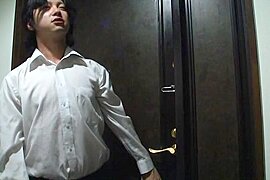 Japanese AV Model hot mature Asian housewife gives blowjob - free porn video