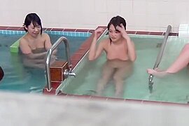 Bizarre Japanese Pissing 8 05x432p 動画5本 Av4 5d - free porn video