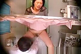 Hidden  Cam (fake) at Gynecologist - free porn video