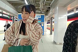 スレンダーゆいちゃんがJRで上京＆極上ボディ責められて悶絶絶頂 - free porn video