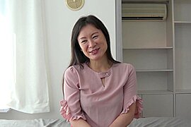 五十路のスレンダーがEカップの美ボディ責められて本気悶絶 - free porn video