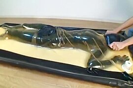 Japan Rubber Vacbed Breathplay - free porn video