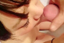 Smartphone personal shooting Is it a smell fetish? Chew while sniffing the smell of Chi Po → Nose shot bukkake.776 - free porn video