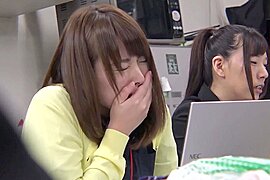 B3F0906- A female employee who treats premature ejaculation pussy with a remote vibrator - free porn video