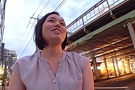 0001728_三十路の日本人女性が潮吹きするハードピストングラインド騎乗位素人ナンパのパコハメ - free porn video