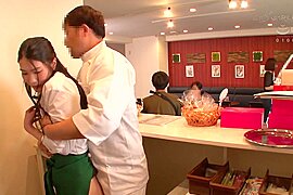 02H1824-I was sexually harassed by the store manager while serving customers and came to orgasm - free porn video