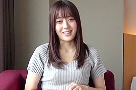 高身長の美脚美女がクールにエロトーク、勃起チンポを妖艶な舌で舐め上げるフェラ - free porn video