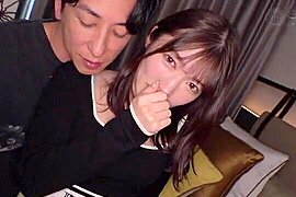 美形の清純派美女がパンティの中にローターを入れて欲しい願望、パイパンで感じる - free porn video