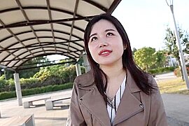 20代の人妻が久しぶりのエッチで手マンとクンニで快感に乱れる - free porn video